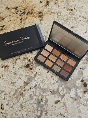 Artist Couture Supreme Nudes Eyeshadow Palette - Full Size, New, in box